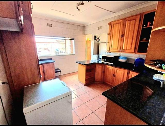 4 BEDROOM HOUSE FOR SALE IN NEW REDRUTH